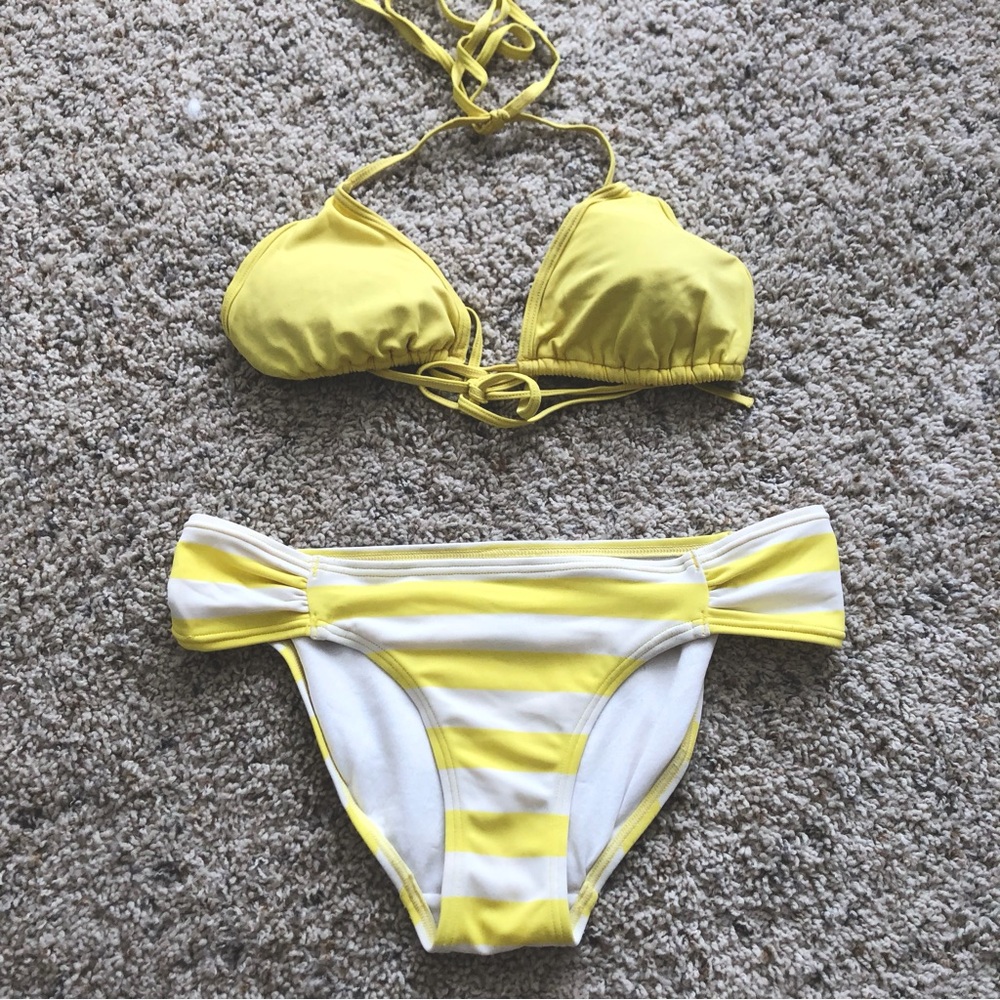 Victoria’s Secret Yellow Bikini Size M